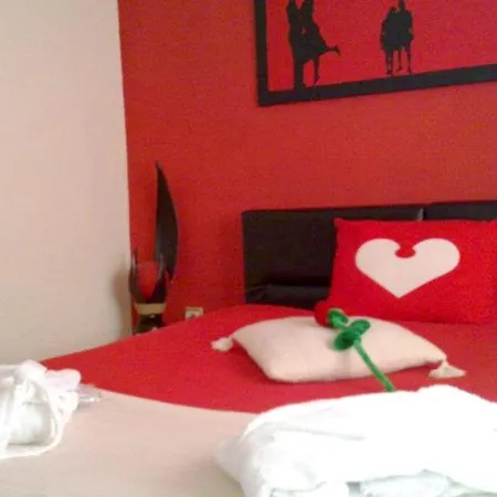 Charming House In Santa Eulalia, Perfect For 18 Guests Nyaraló
